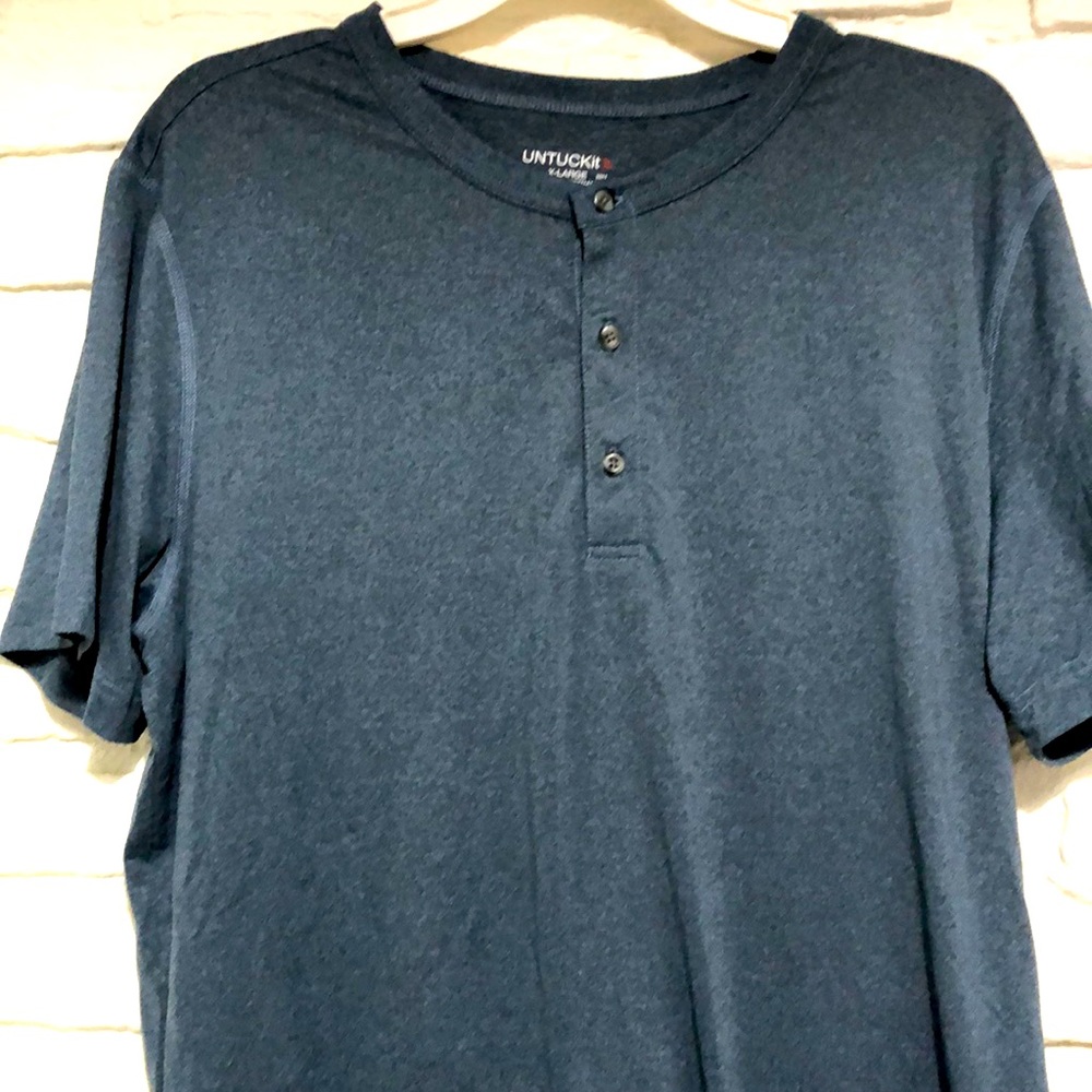 UNTUCKit Henley xl